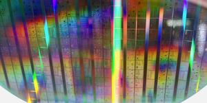 full wafer of intel quantum computers